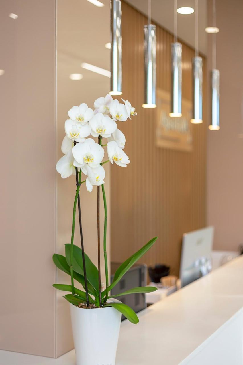Apartua Кропивницький Ngoại thất bức ảnh